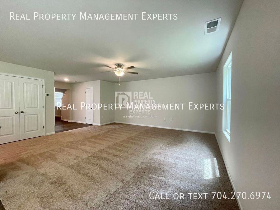 9139 Creedmore Hills Dr - Photo 6 of 15