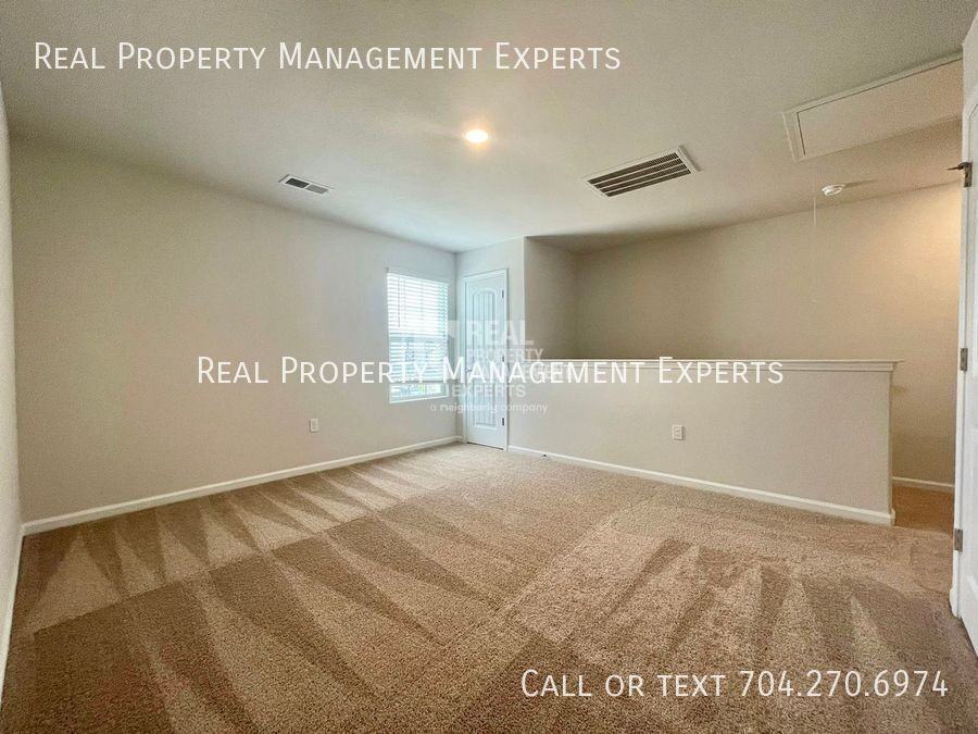 9139 Creedmore Hills Dr - Photo 7 of 15