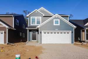 featured image of 366 Sherman St