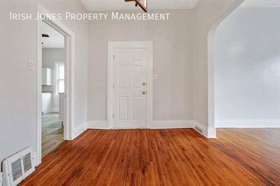 608 Niagara St - Photo 7 of 17