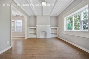 featured image of 2522 Delaware Ave