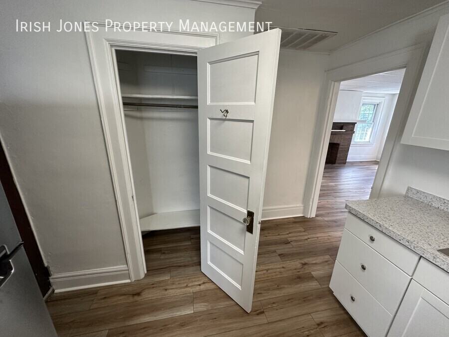 24 Red Jacket Pkwy - Photo 5 of 10