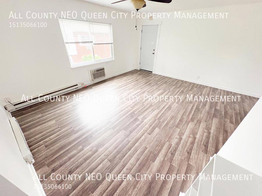 2334 Davue Cir #2 - Photo 5 of 13