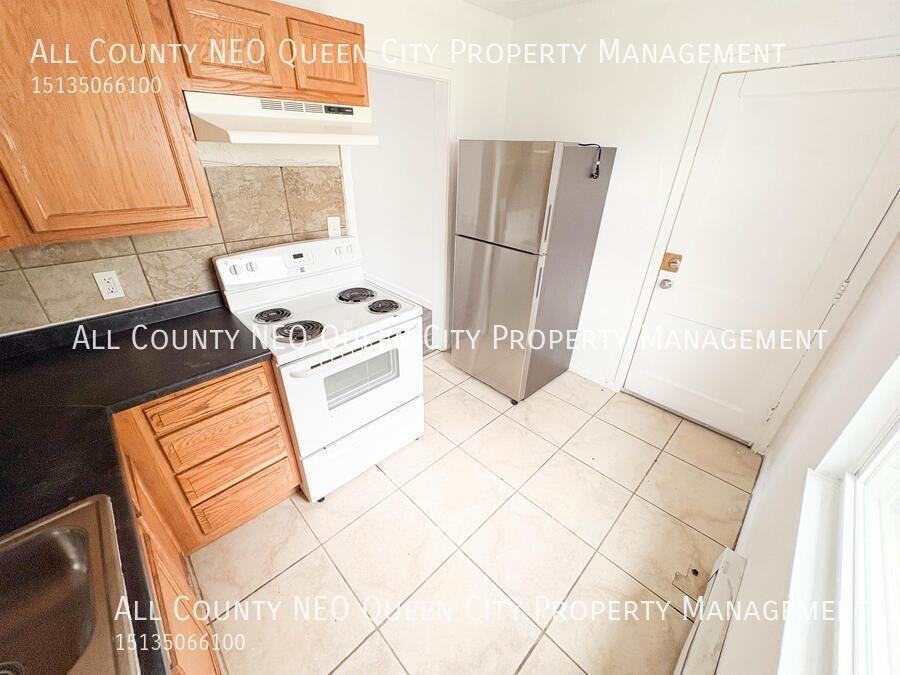 2334 Davue Cir #2 - Photo 7 of 13