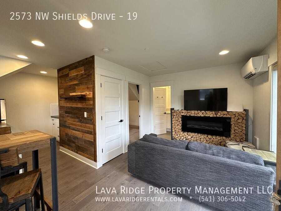 2573 Nw Shields Dr #19 - Photo 2 of 47