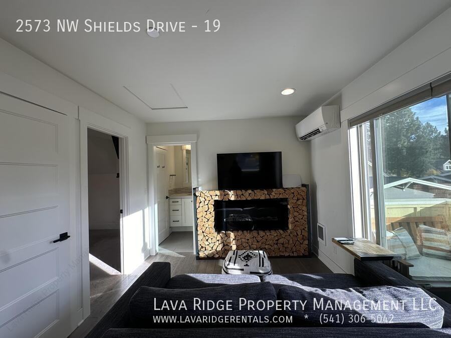 2573 Nw Shields Dr #19 - Photo 5 of 47