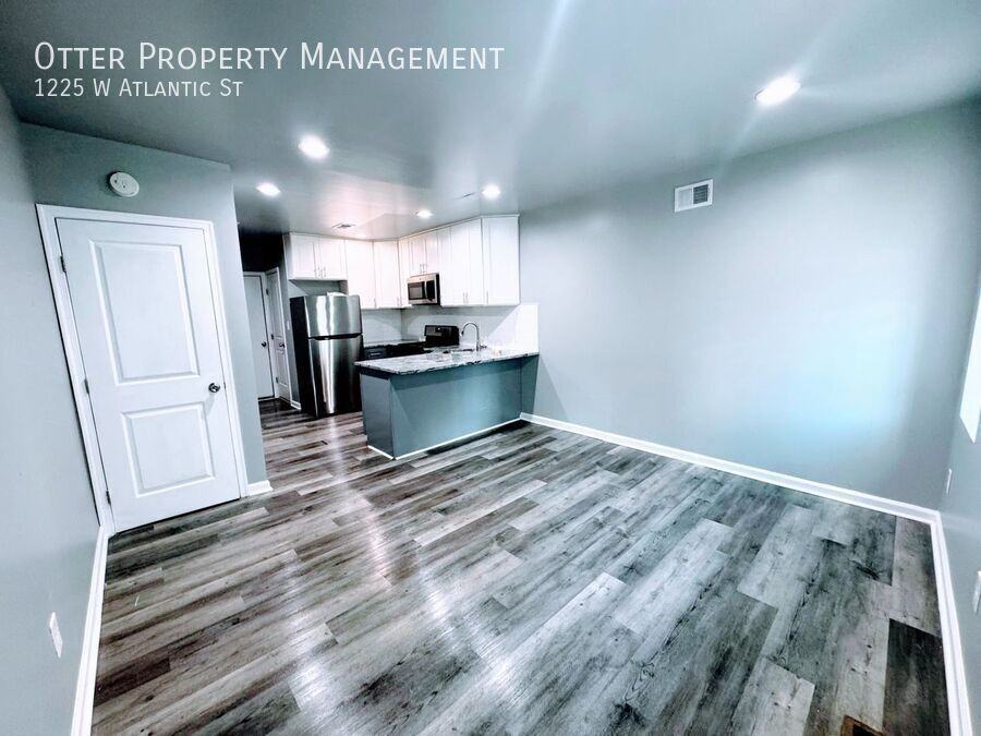 1225 W Atlantic St - Photo 4 of 25