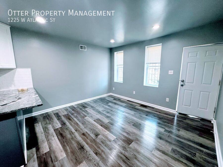 1225 W Atlantic St - Photo 6 of 25
