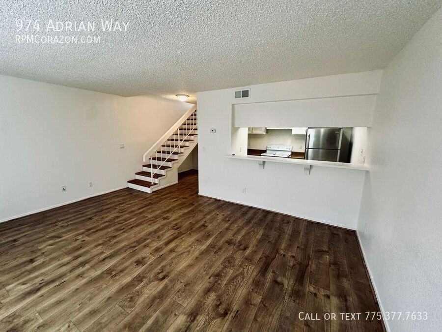 974 Adrian Way - Photo 6 of 22