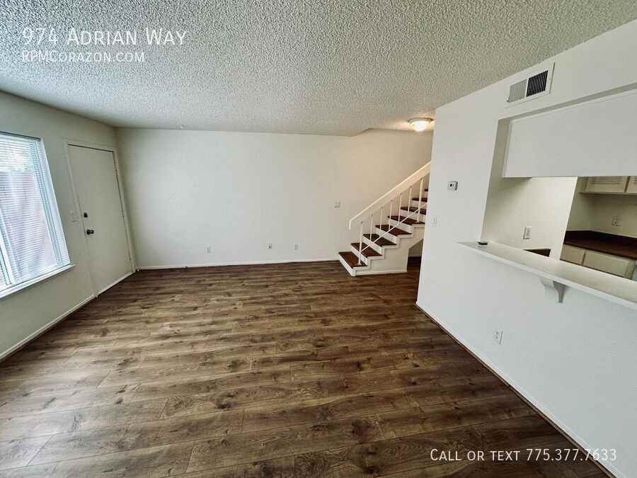 974 Adrian Way - Photo 7 of 22
