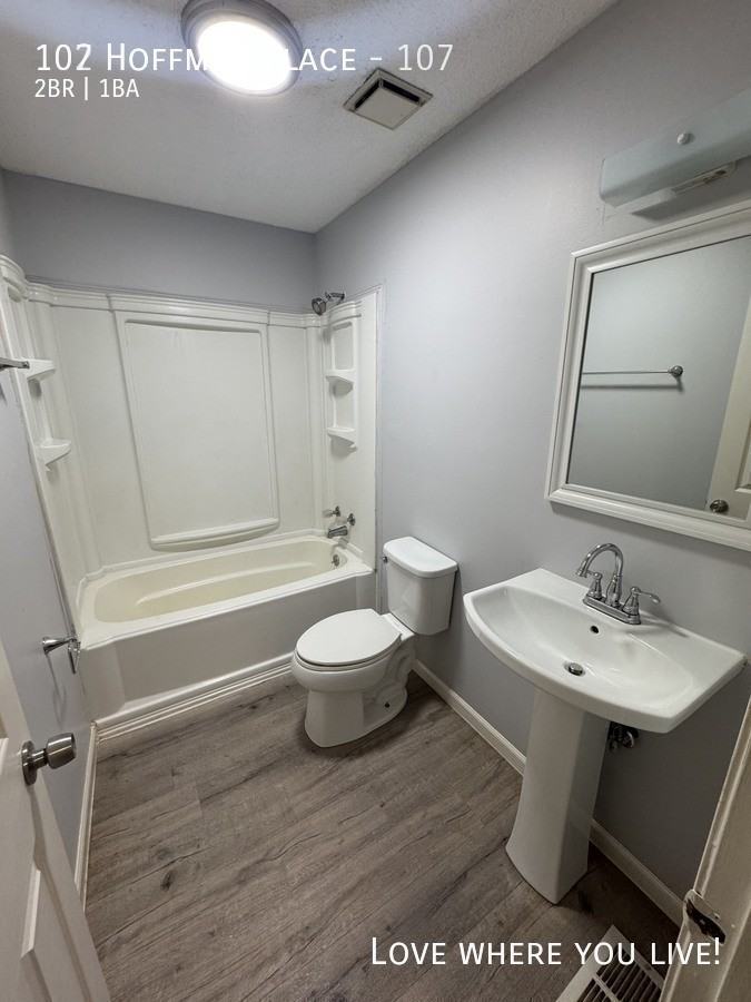 102 Hoffman Pl - Photo 6 of 19