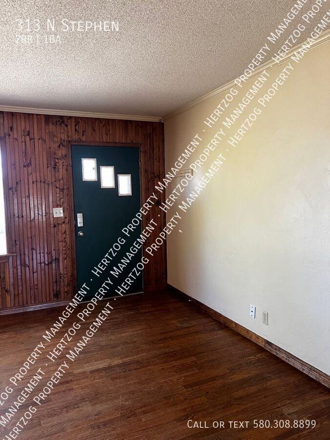 313 N Stephens St - Photo 7 of 21
