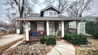 4515 Ne 46th Ter - Photo 1 of 1