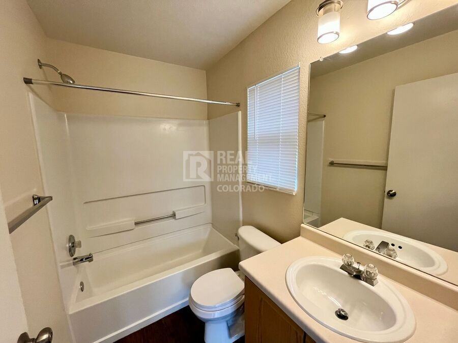 15605 E 51st Pl - Photo 7 of 13
