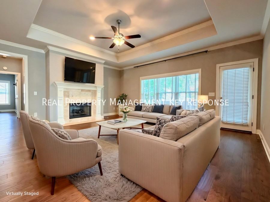 135 Odie Ray St - Photo 3 of 19