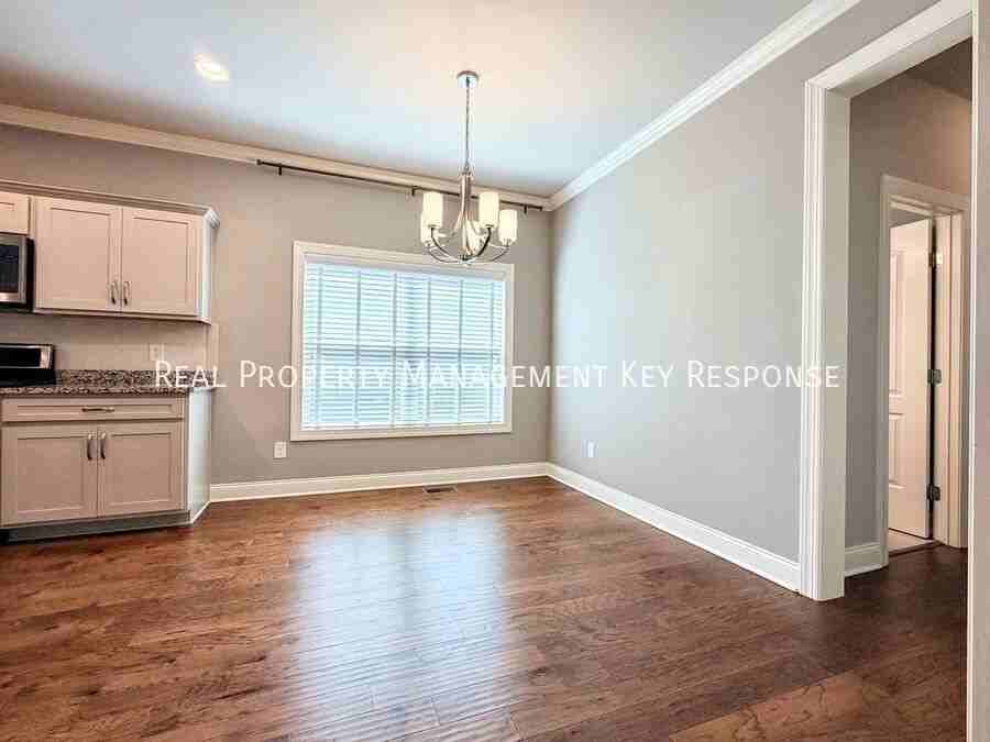 135 Odie Ray St - Photo 5 of 19