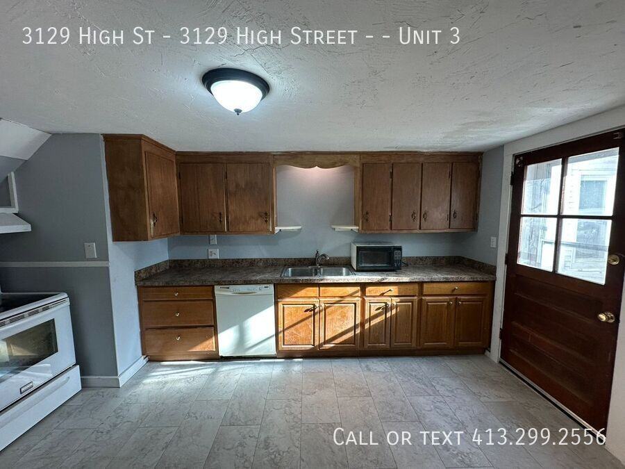 3129 High St - 3129 High Street - #3 - Photo 6 of 16
