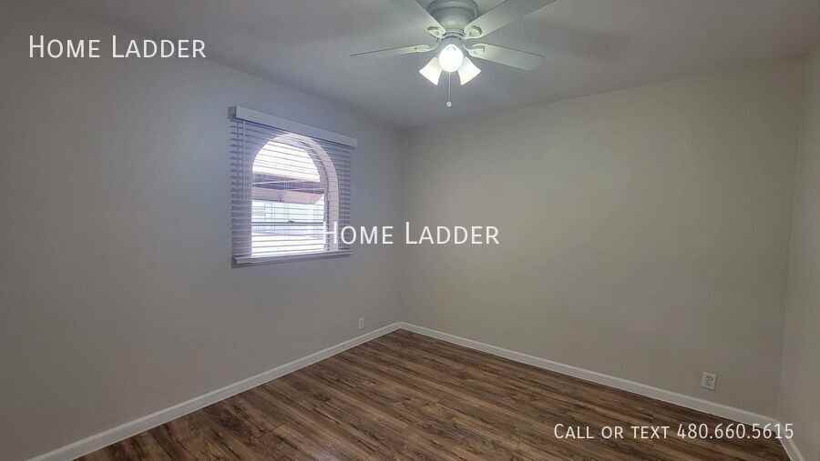 1147 W Drummer Ave - Photo 7 of 15