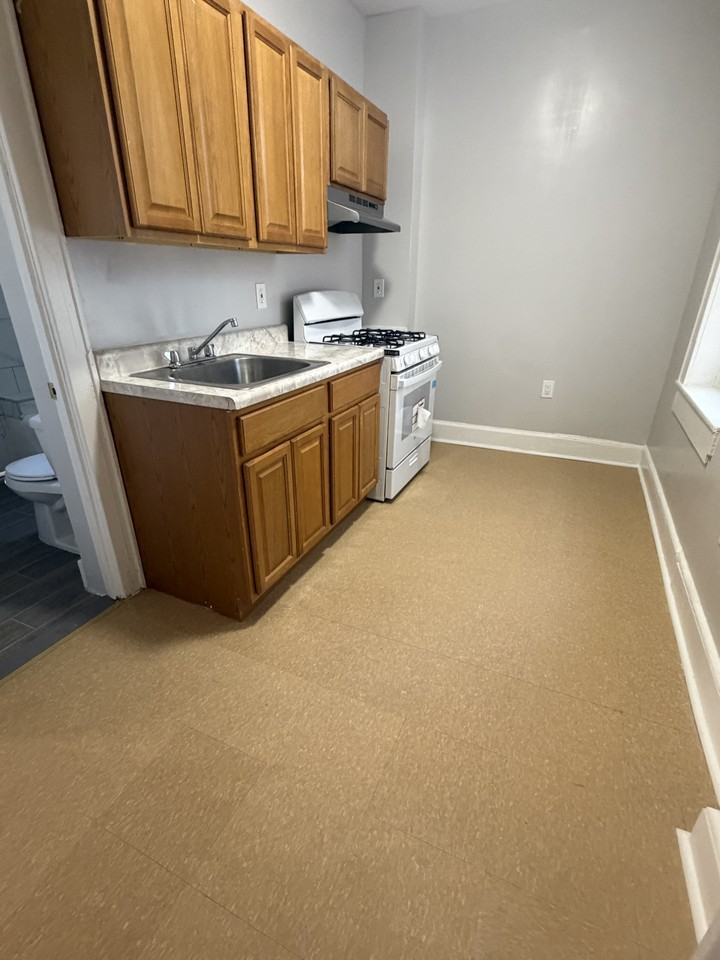 50 Jones St #306 - Photo 2 of 9