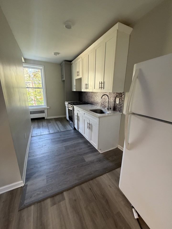 144 W Side Ave #2