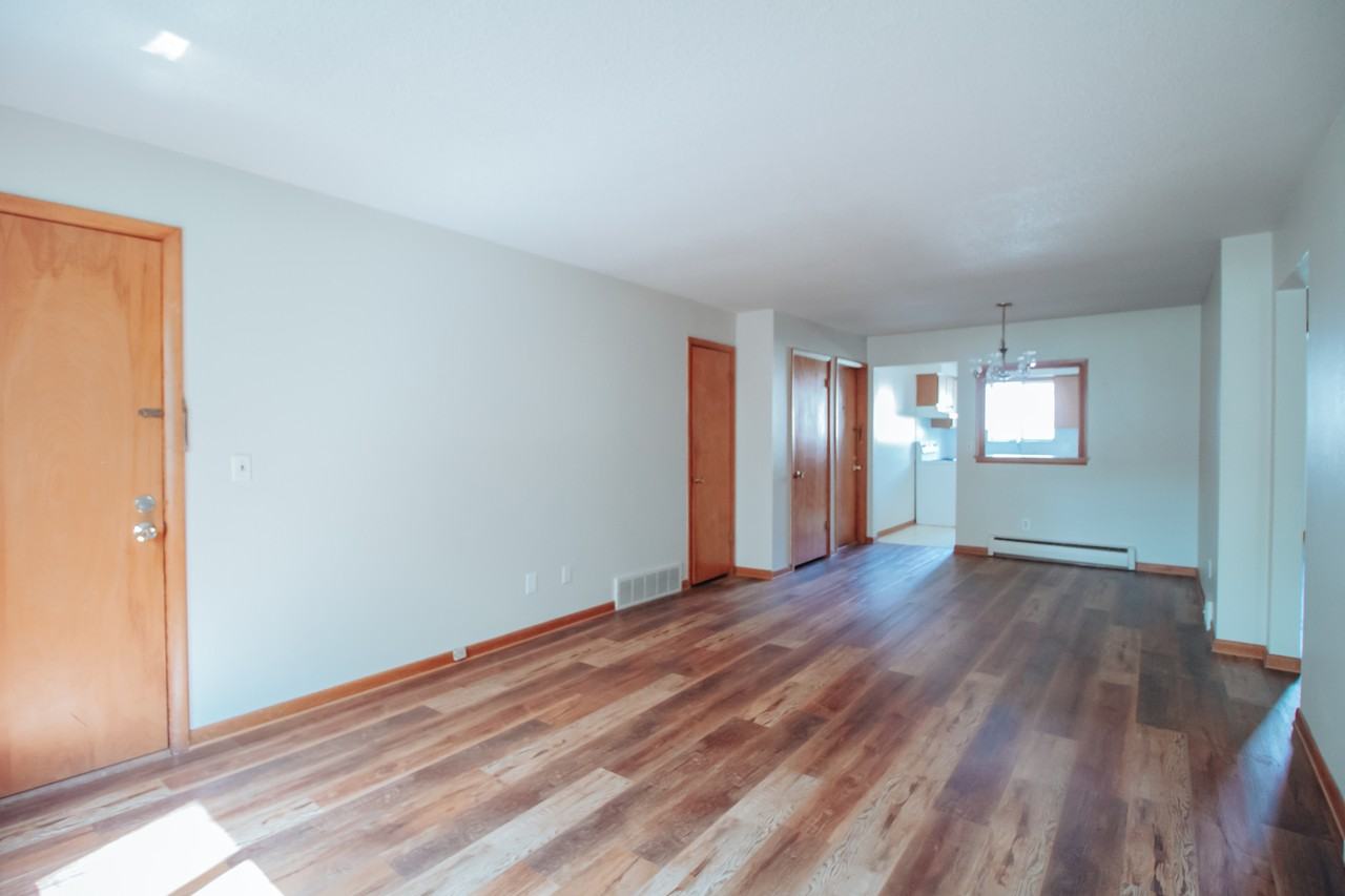 3012 Carskaddon Ave #2 - Photo 4 of 22