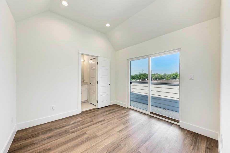 502 Tillery St #2 - Photo 4 of 19
