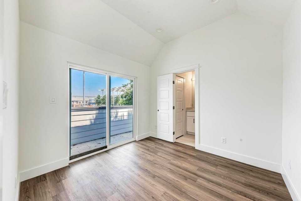 502 Tillery St #2 - Photo 7 of 19