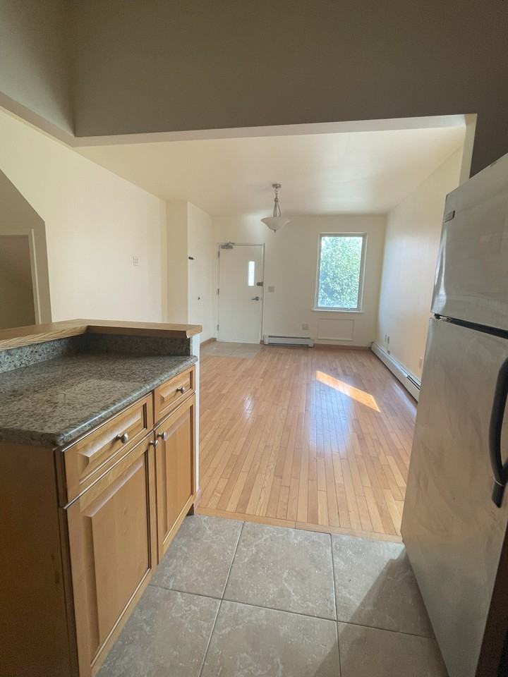 217 Graff Ave #C - Photo 2 of 14