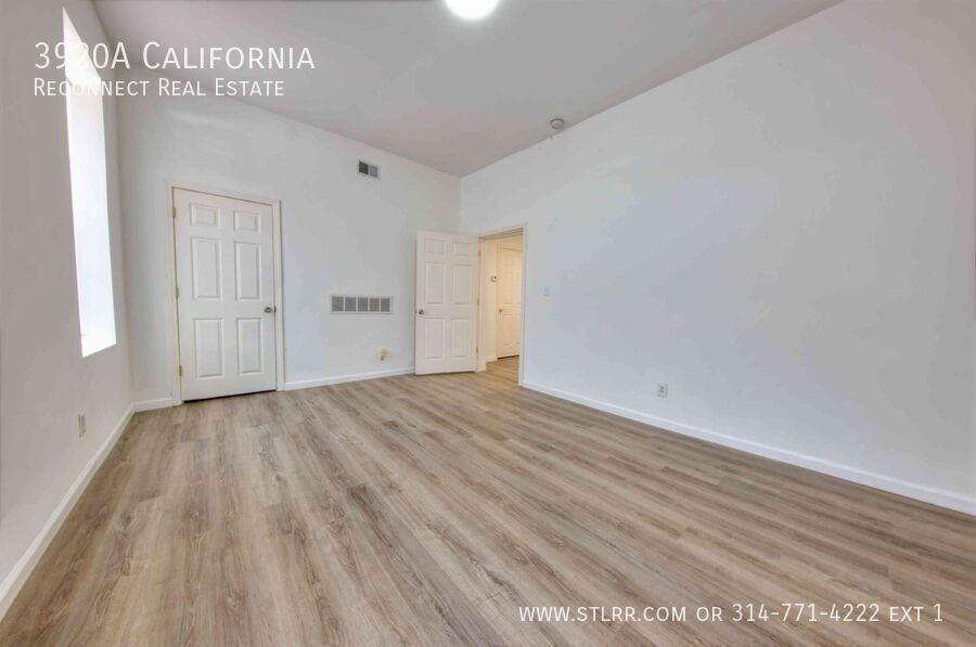 3920A California Ave - Photo 7 of 11