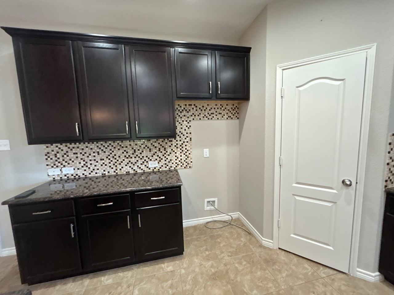 5927 Ivy Glen Dr #NA - Photo 2 of 25