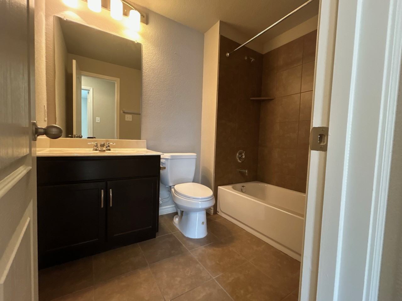 5927 Ivy Glen Dr #NA - Photo 4 of 25