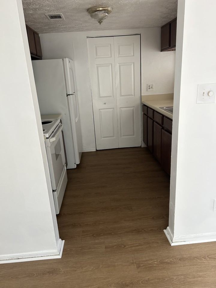 130 Jonesboro St #H - Photo 5 of 22