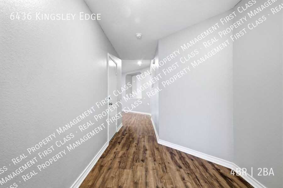 6436 Kingsley Edge - Photo 3 of 24