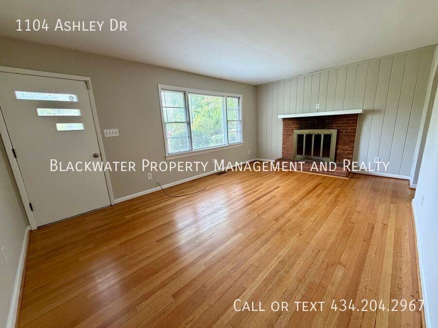1104 Ashley Dr - Photo 3 of 14