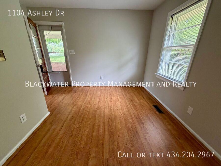 1104 Ashley Dr - Photo 6 of 14