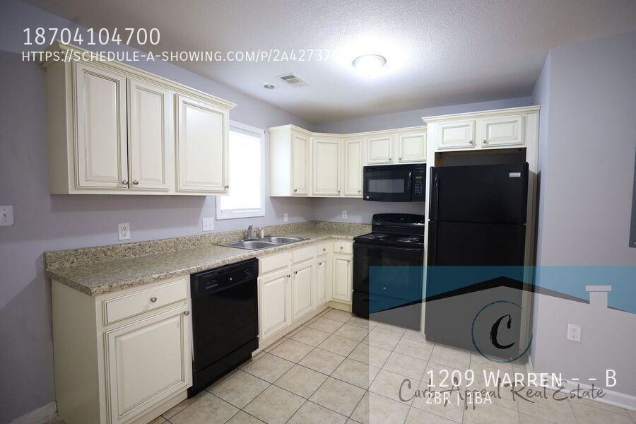 1209 Warren St #B - Photo 4 of 11