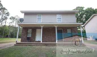 featured image of 707 Stratford Dr #2