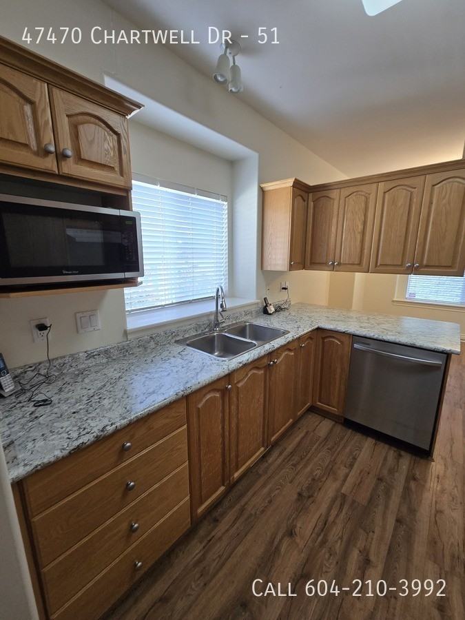 47470 Chartwell Dr #51 - Photo 3 of 18