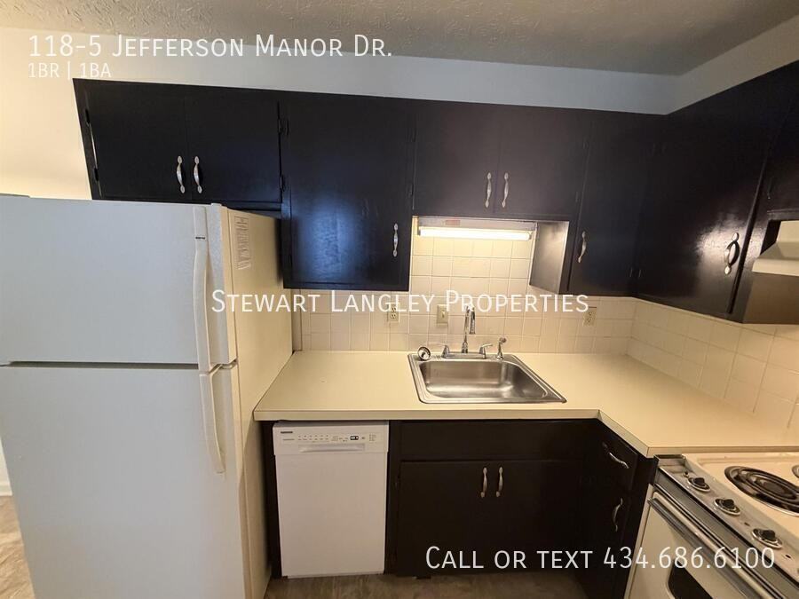 118 Jefferson Manor Dr Apt 5 - Photo 7 of 21
