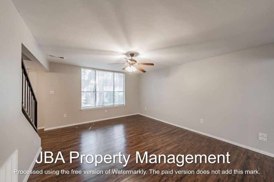 1766 Belshire Ct #1766B - Photo 4 of 28