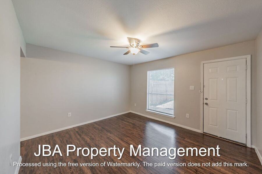 1766 Belshire Ct #1766B - Photo 5 of 28