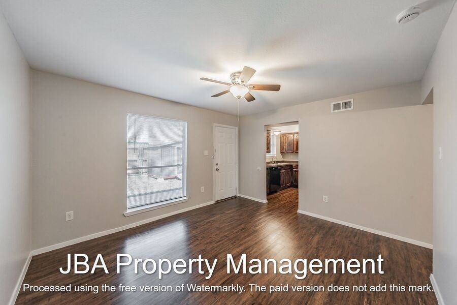 1766 Belshire Ct #1766B - Photo 6 of 28