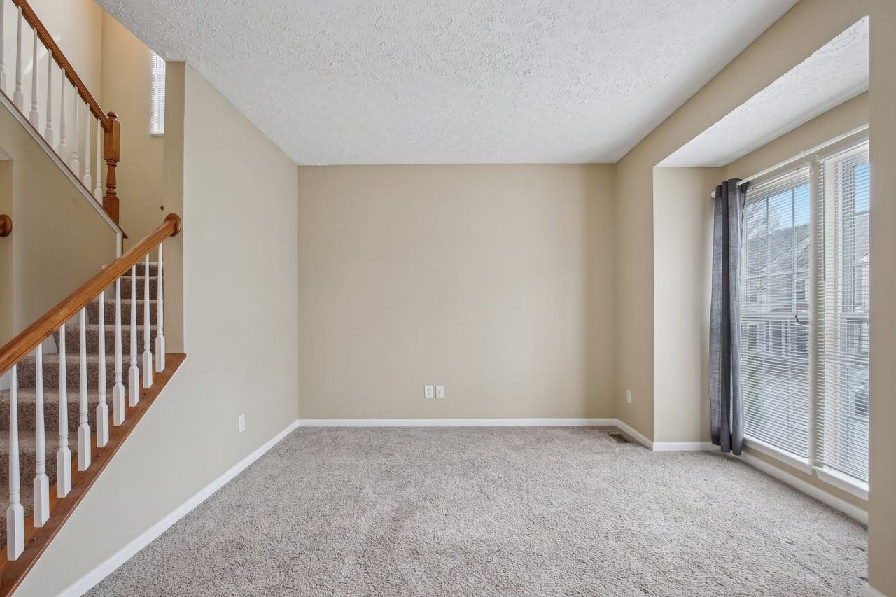 7841 Heaton Way - Photo 4 of 39