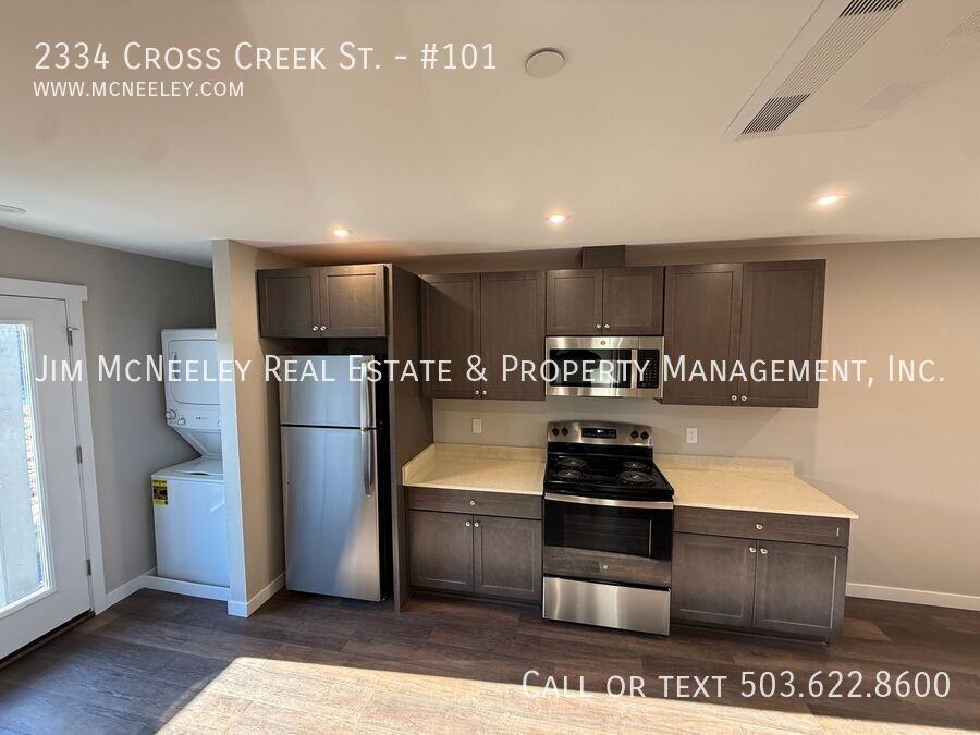 CROSS CREEK & #101 - Photo 5 of 11