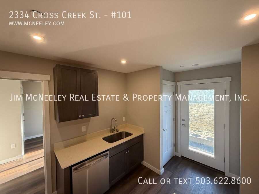 CROSS CREEK & #101 - Photo 6 of 11