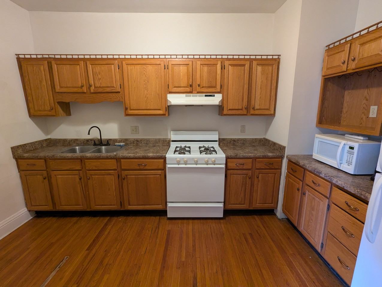 1019 N Farmington Rd #1017 - Photo 4 of 25