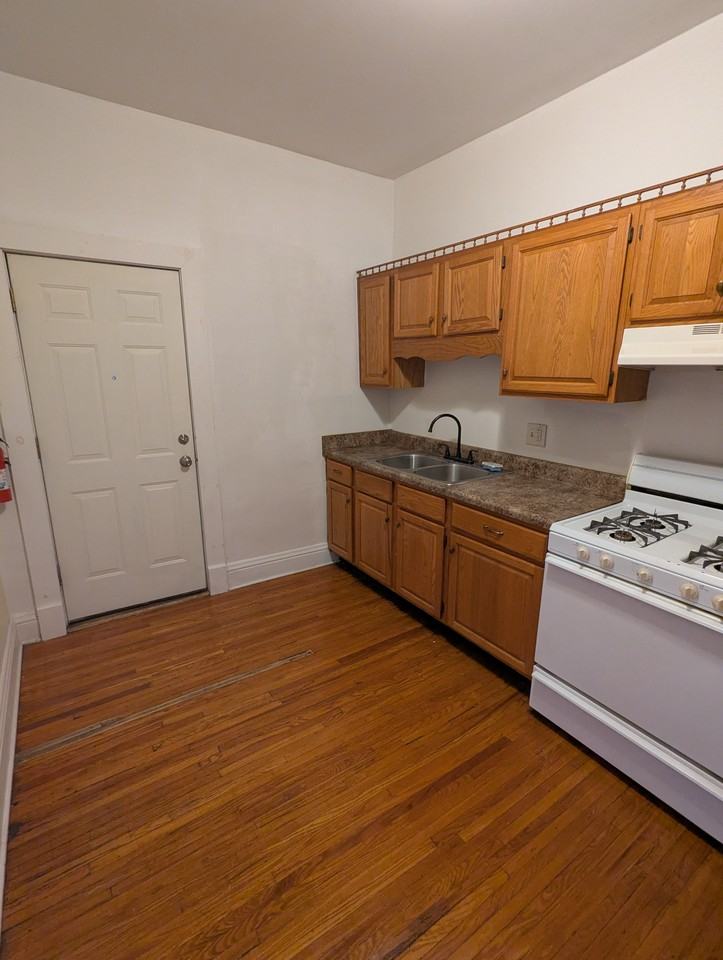 1019 N Farmington Rd #1017 - Photo 5 of 25