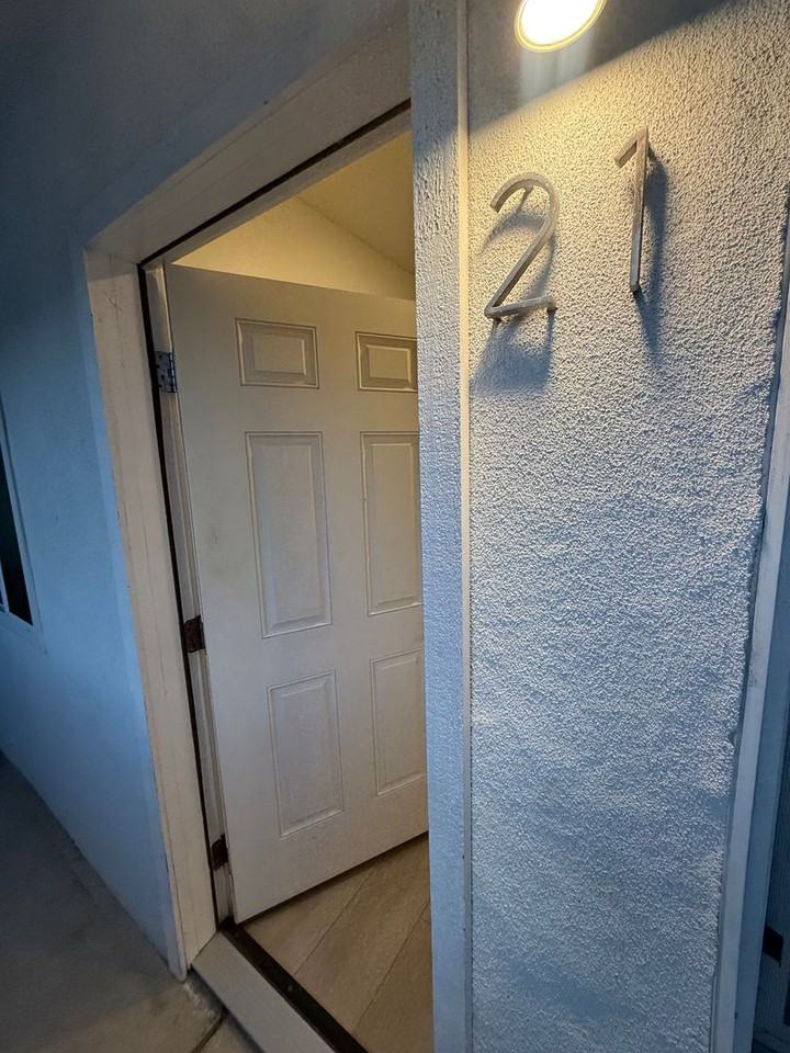 2275 Grand Ave - Photo 3 of 27
