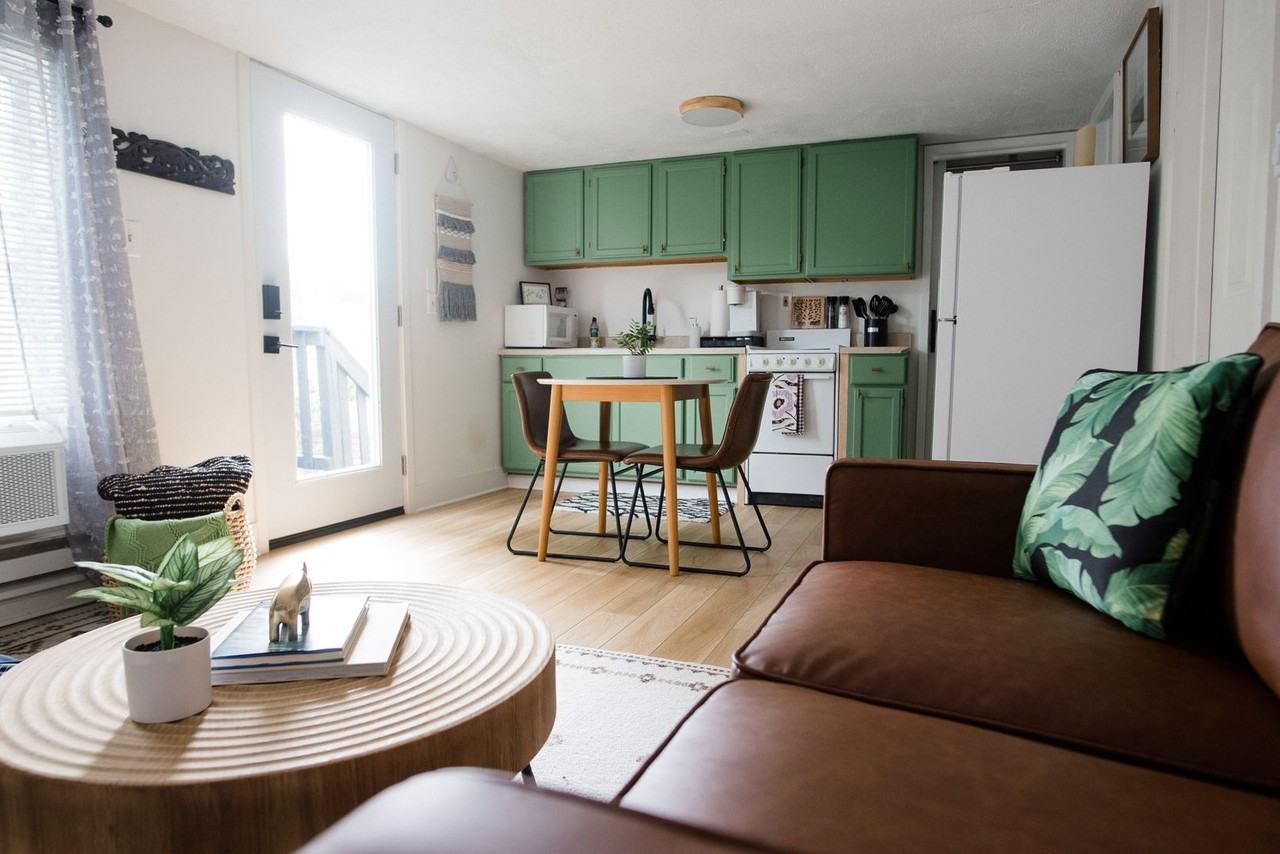 425 Gibson Ave #B - Photo 3 of 8
