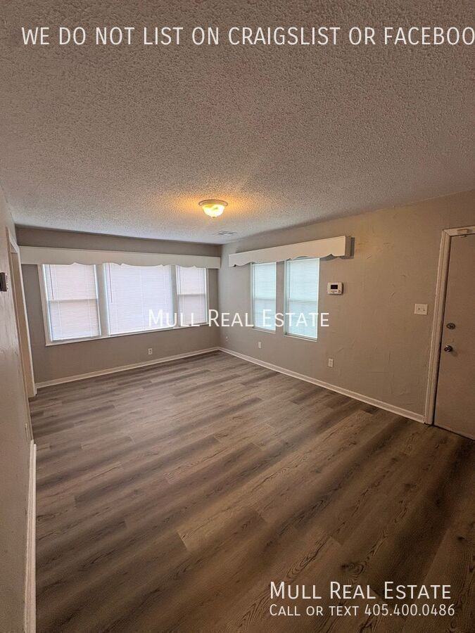 1041 N Tabor Ave - Photo 2 of 17